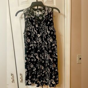 Old Navy Baby Doll Dress Women XS Black White Floral Pintuck Rayon Boho Cottage